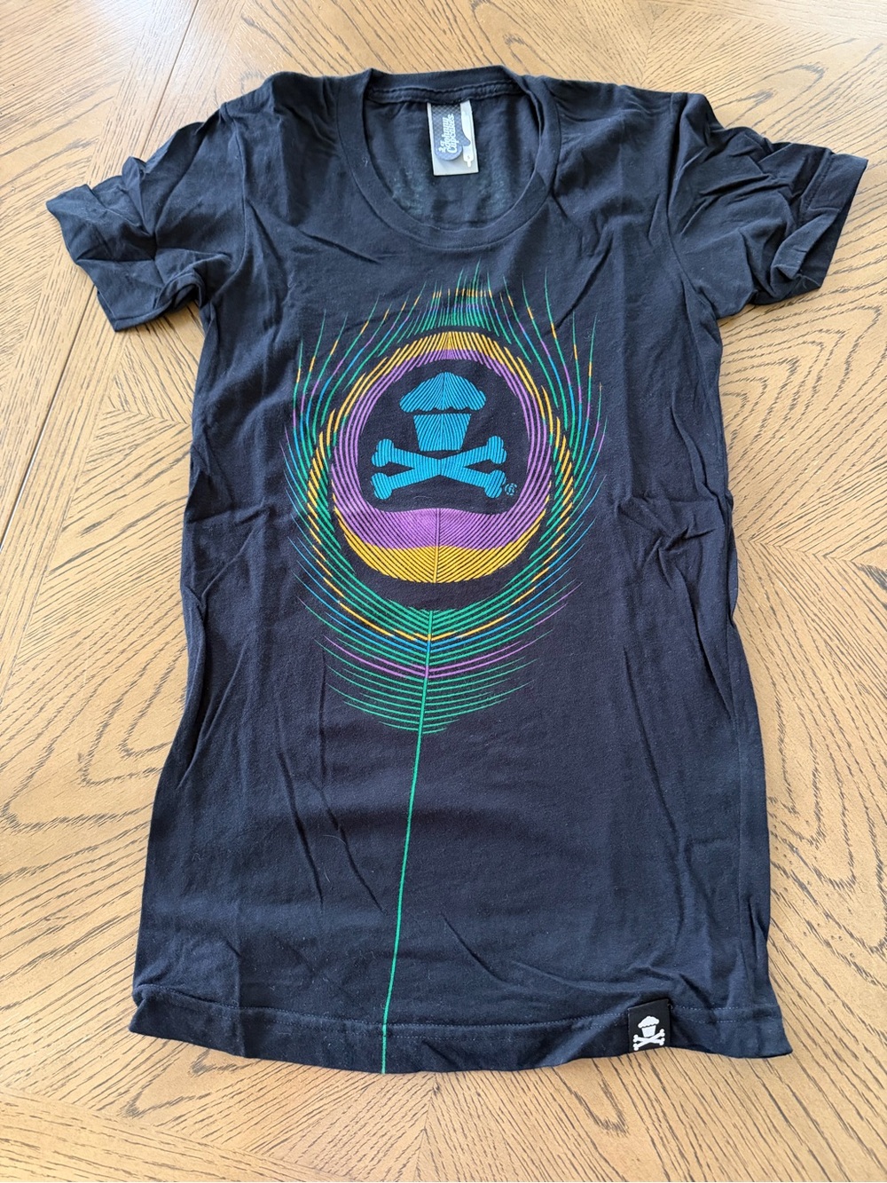 RARE - Women’s Johnny Cupcakes Peacock Feather Tee